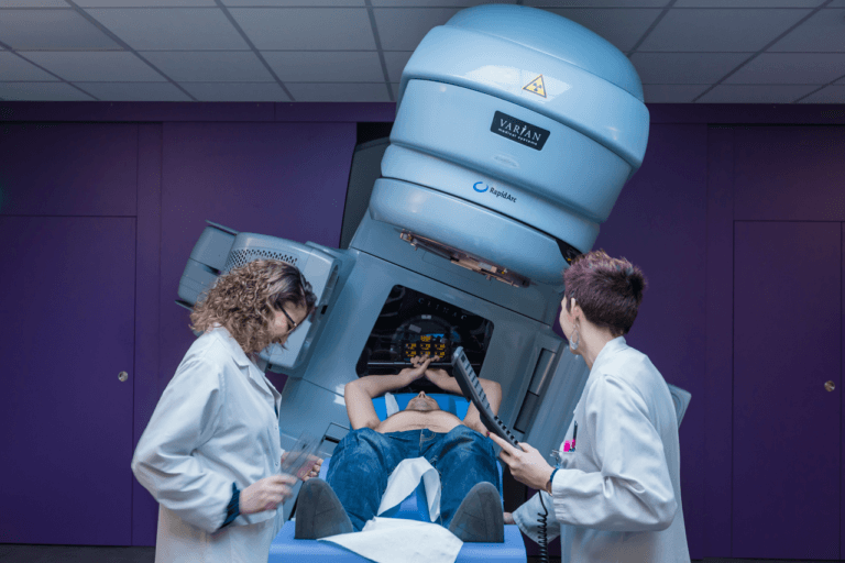 Qu'est-ce que la radiothérapie - CRSM - Centre de radiothérapie de